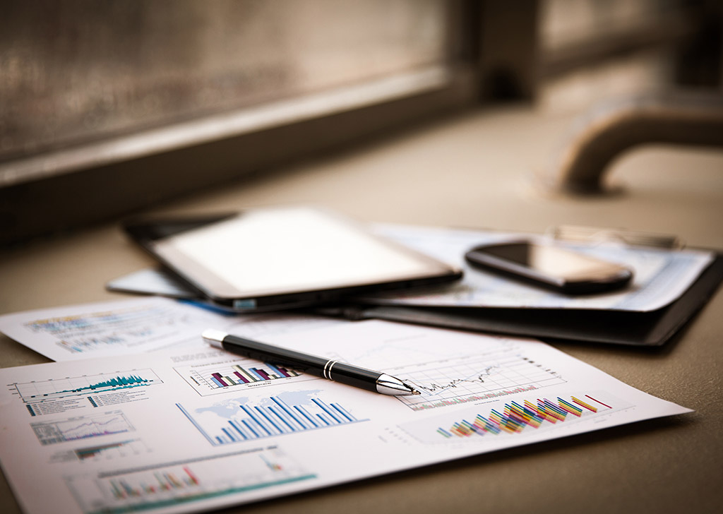 Mastering the Art of Financial Modeling for Commercial Real Estate Investment Memorandums